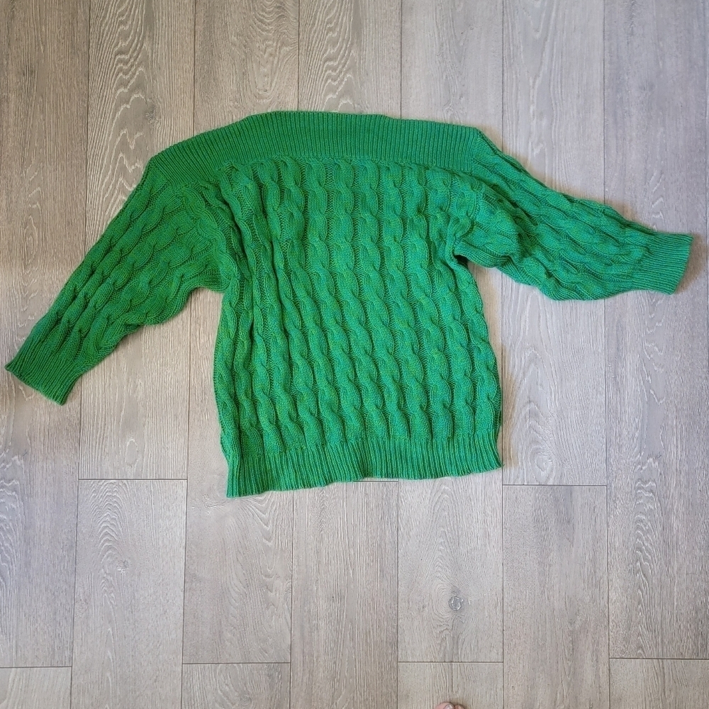 Perry Ellis Sweater